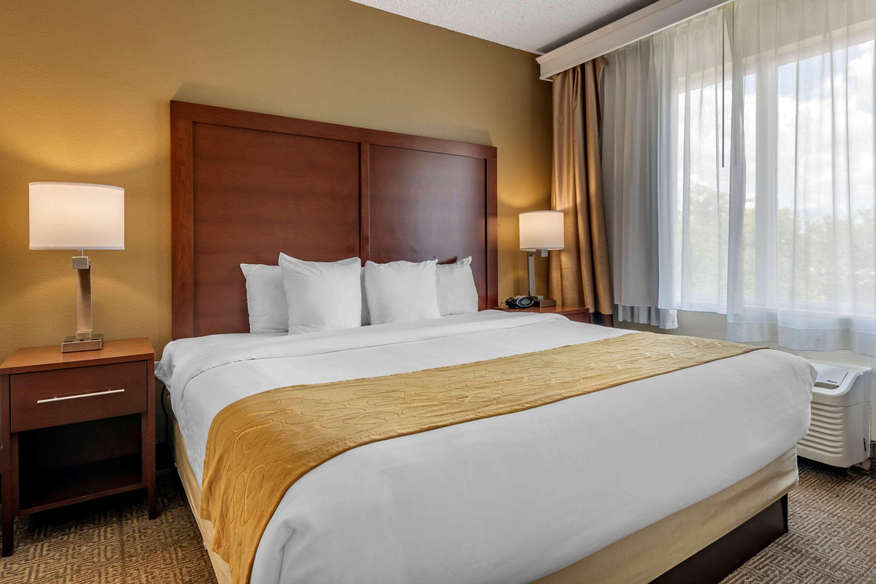 Comfort Suites Sawgrass Tamarac Exterior foto