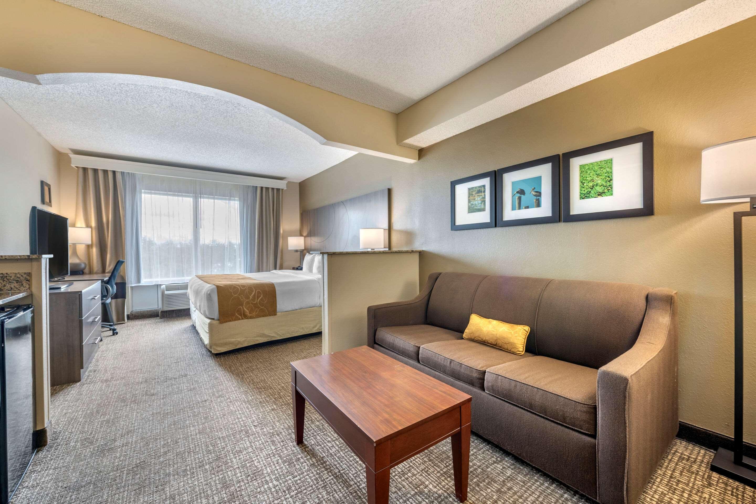 Comfort Suites Sawgrass Tamarac Exterior foto